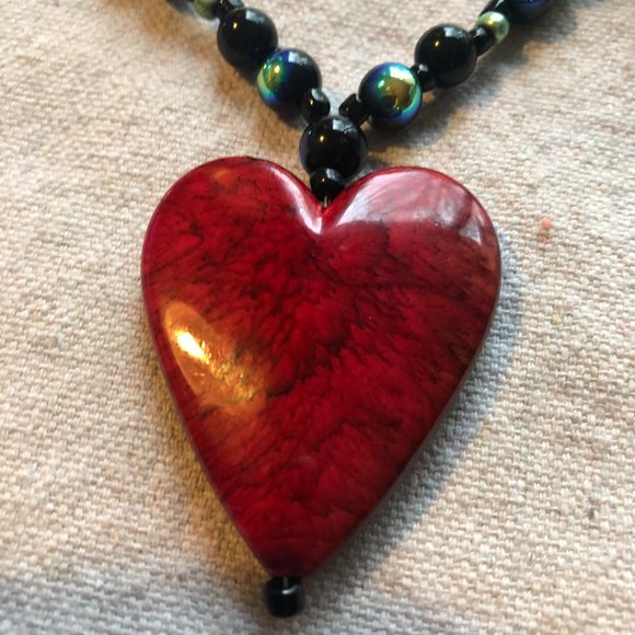 Galactic Heart Collier Necklace (with gift box!) - Picture 4 of 8